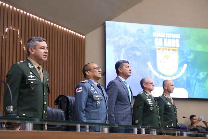Assembleia Legislativa do Amazonas realiza Sessao Especial em homenagem aos 68 anos do Comando Militar da Amazonia BRQ7dL