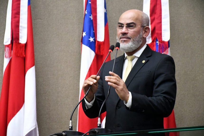 Deputado Cabo Maciel apresenta requerimento para apoiar familias afetadas pela seca em Barreirinha Foto Paulo Ferraz 1024x683 cIz0aS