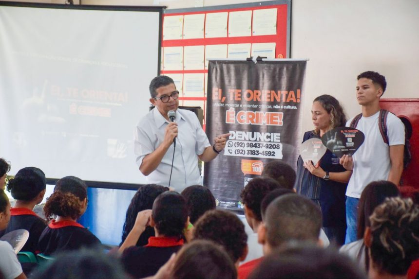 Campanha E28098Ei Te Orienta criada pelo deputado Joao Luiz vira lei no Amazonas Foto Mauro Smith nJNvUI