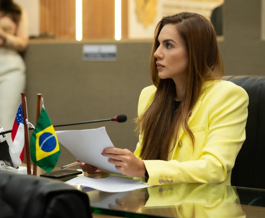 Debora Menezes propoe projeto Fim de Jogo para conscientizar estudantes sobre apostas e jogos de azar Foto Daniel Nogueira 1024x843 MBmfiI