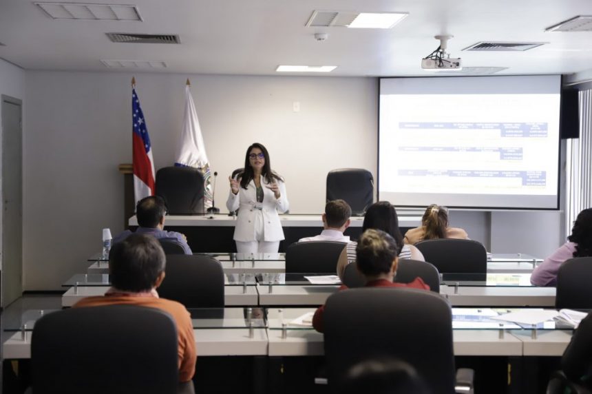 Diretoria de Emendas Parlamentares realiza reuniao tecnica sobre orcamento Foto Danilo Mello Aleam 1024x681 bfrubA