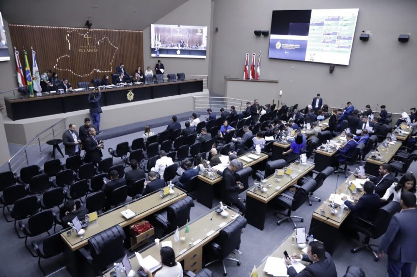 Governo do Estado sanciona leis da Assembleia Legislativa do Amazonas sobre o combate a pedofilia violencia contra crianca e adolescente e fake news Foto Danilo Mello Aleam 1024x682 dSq2D1