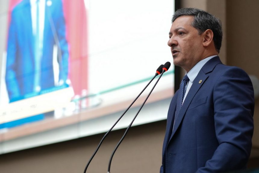Deputado Felipe Souza cria projetos inovadores em defesa das mulheres do Amazonas 1024x683 ou8tHO