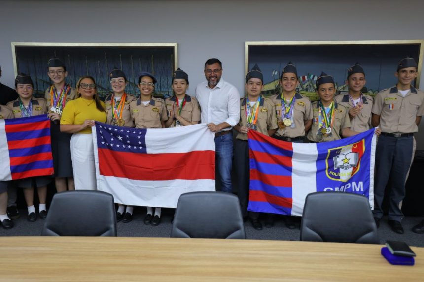 Governador Wilson Lima destaca apoio a estudantes do Amazonas que vao participar da Olimpiada Internacional de Matematica na Tailandia 1 Foto Diego Peres Secom 1024x682 1