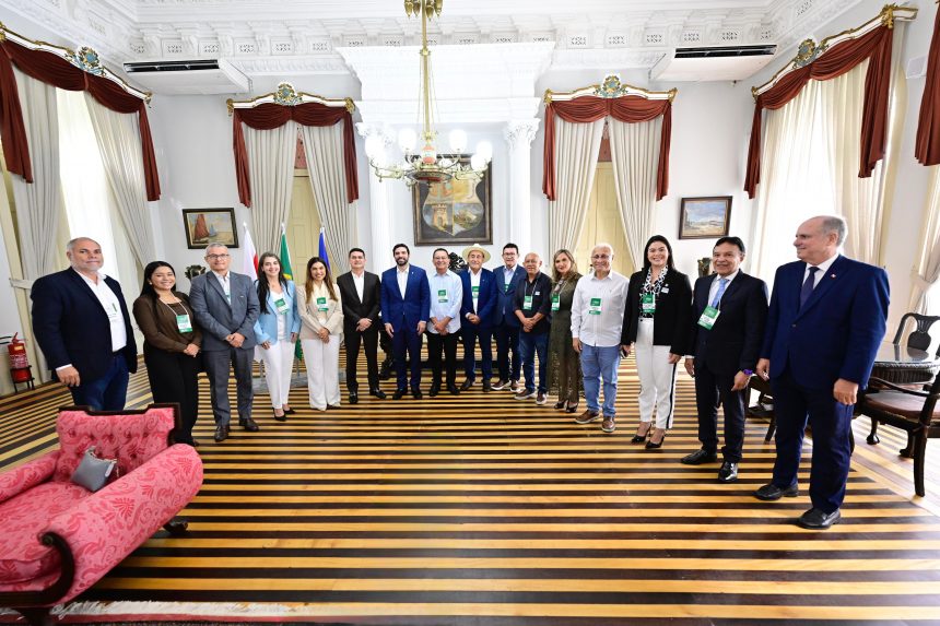 Encontro de Prefeitas e Prefeitos da Amazonia Legal 4