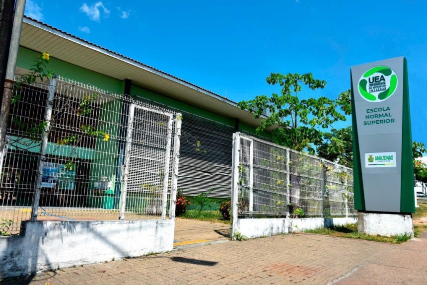 Escola Normal Superior ENS Daniel Brito 1024x684 1