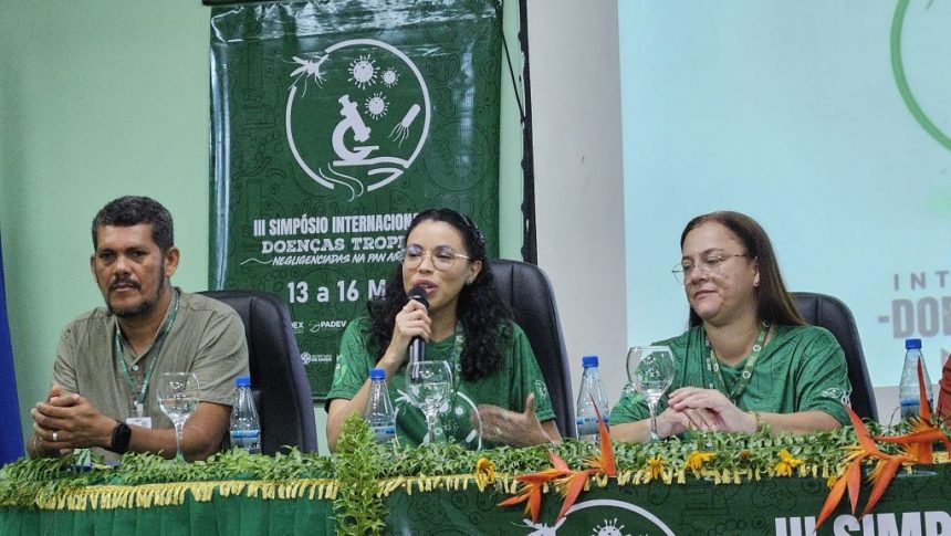 FVS RCP SIMPOSIO FOTO Girlene Medeiros FVS RCP 1024x577 1