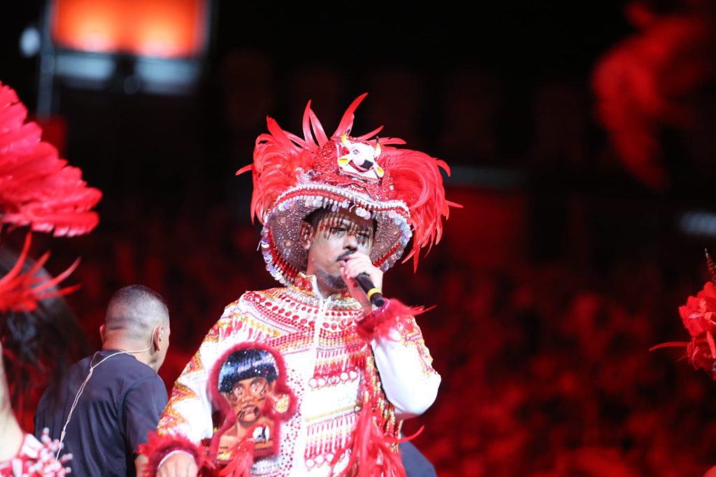 Festival de Parintins 2025: Com público recorde, Festa dos Visitantes reúne mais de 26 mil pessoas no Bumbódromo Portal o Judiciário Festival de Parintins 2025 Com publico recorde Festa dos Visitantes reune mais de 35 mil pessoas no Bumbodromo 7 Foto Aguilar Abecassis Secretaria de Cultura e Economia Criativa 1024x682 1