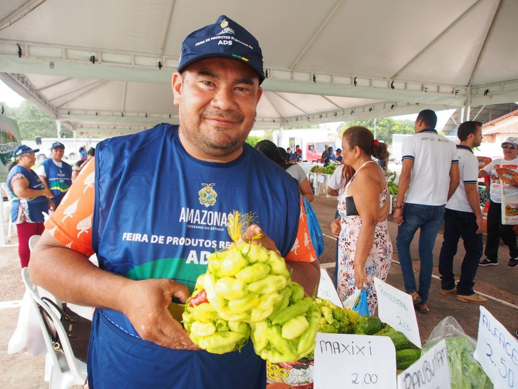 ADS Feira de Produtos Regionais em Presidente Figueiredo Foto Ruth Juca02 1024x768 1