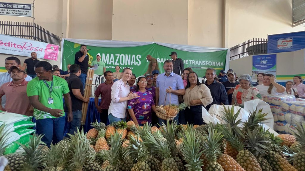 ADS formaliza contrato do Preme e realiza entregas para impulsionar a produção rural em Careiro da Várzea Portal o Judiciário ADS entregas para impulsionar a producao rural de Careiro da Varzea Foto Divulgacao ADS 1 1024x576 1