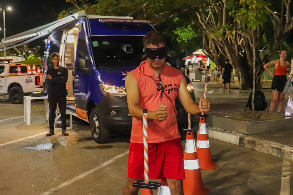 Detran-AM promove conscientização com ações interativas no calçadão da Ponta Negra Portal o Judiciário Detran AM Ponta Negra Creditos Divulgacao Detran AM 2 1024x682 1