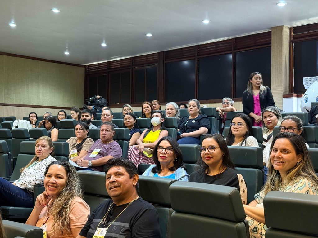 Julho Amarelo: Amazonas prepara municípios para atendimento mais rápido a pessoas com hepatites virais Portal o Judiciário FVS RCP Oficina Hepatites Virais FOTO Leticia Araujo FVS RCP 2 1024x768 1