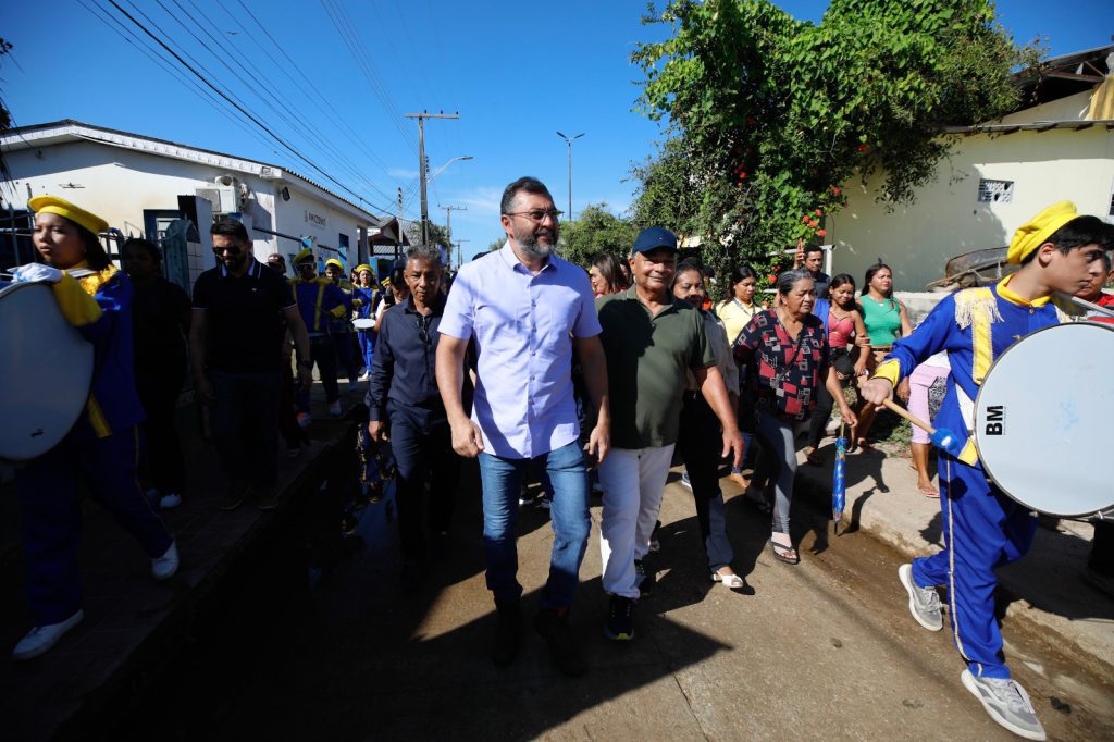 Operação Cheia 2025: Governador Wilson Lima entrega 80 toneladas de alimentos para famílias afetadas pela cheia no Careiro da Várzea Portal o Judiciário Operacao Cheia Foto Arthur Castro Secom 2 1024x682 1