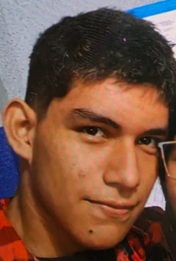 PC-AM divulga as imagens de dois jovens que desapareceram Manaus Portal o Judiciário PCAM DESAPARECIDO JOAO VICTOR SOUZA DE ALMEIDA FOTO DIVULGACAO 691x1024 1