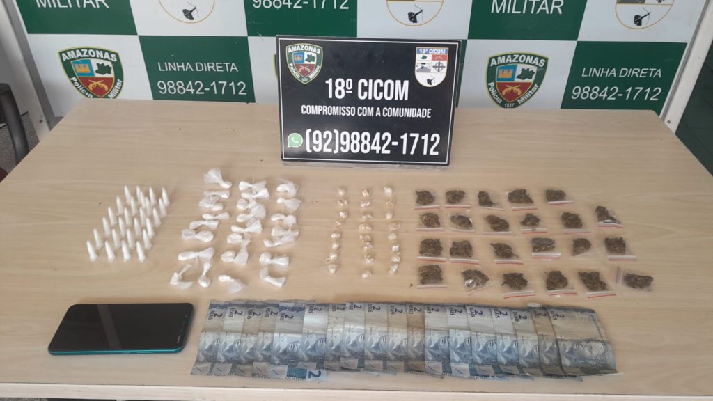 PMAM prende três homens e apreende adolescente suspeitos de envolvimento com tráfico de drogas Portal o Judiciário PMAM 18aCICOM TR81FICO DE DROGAS DIVULGACAO 1024x576 1