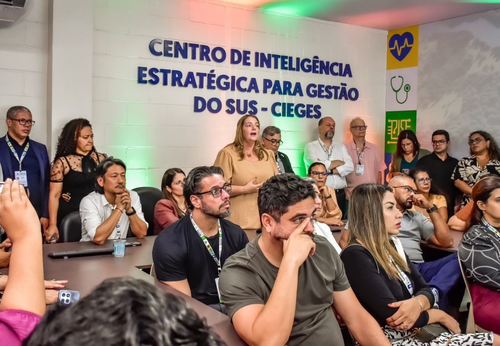 Governo do Amazonas implanta Centro de Inteligência Estratégica para a Gestão do SUS no estado Portal o Judiciário SES Implantacao Cieges2 Fotos Evandro Seixas 1024x708 1