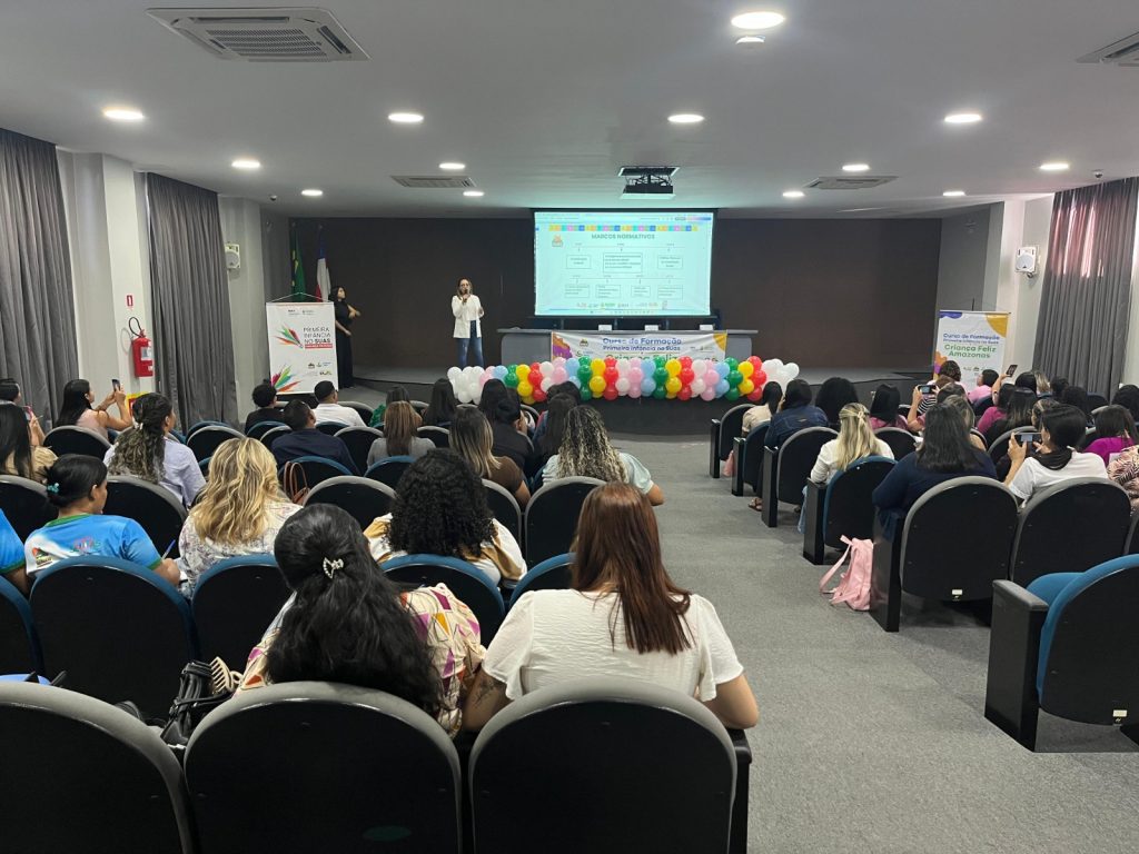 Seas realiza primeiro curso de formacao da Primeira Infancia no SuasCrianca Feliz de 2025 1024x768 1