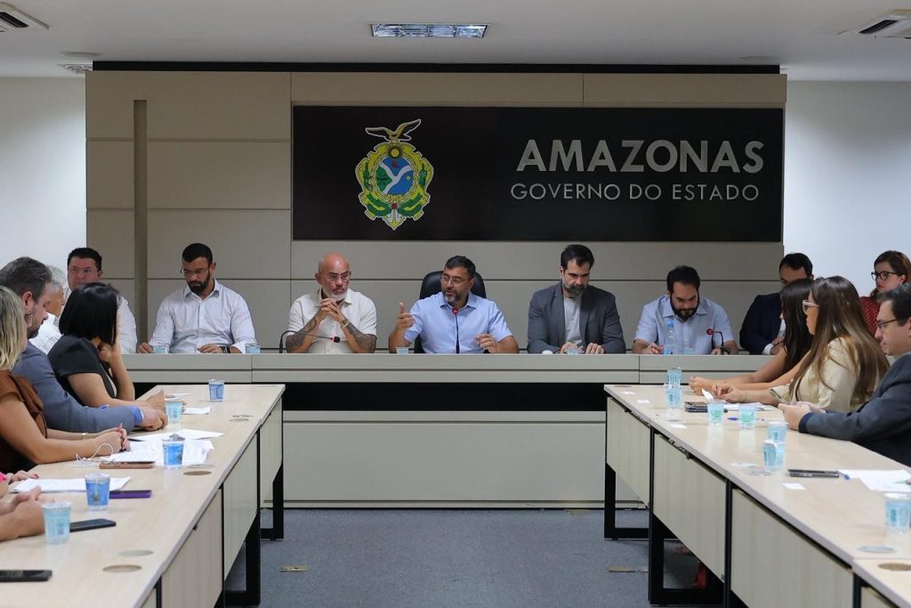 Governador Wilson Lima reúne com produtores do sul do Amazonas e reforça apoio à regularização fundiária Portal o Judiciário WhatsApp Image 2025 07 23 at 151859 1024x683 1