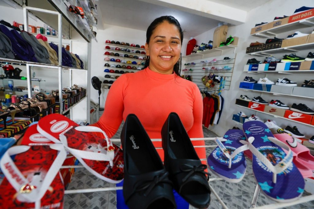 “Cada centavo está investido no meu sonho”, diz empreendedora do interior do Amazonas contemplada pelo programa Crédito Rosa Portal o Judiciário WhatsApp Image 2025 07 28 at 151629 1024x682 1
