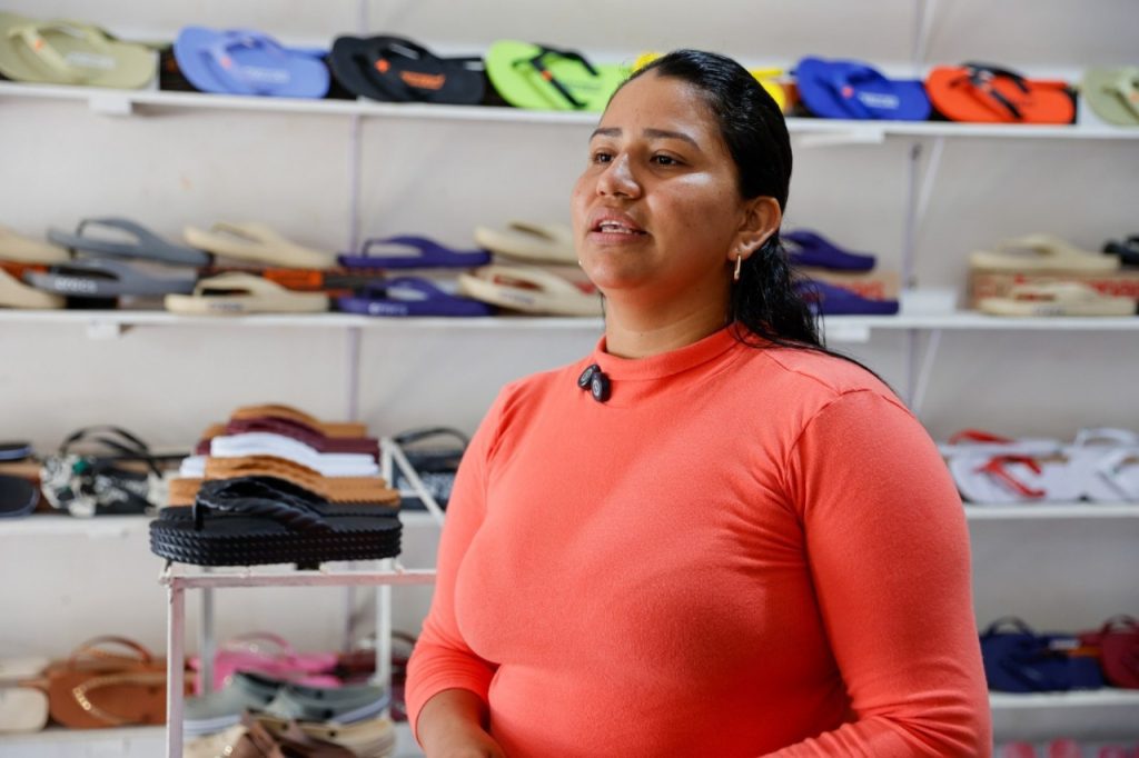 “Cada centavo está investido no meu sonho”, diz empreendedora do interior do Amazonas contemplada pelo programa Crédito Rosa Portal o Judiciário ketlen 1024x682 1