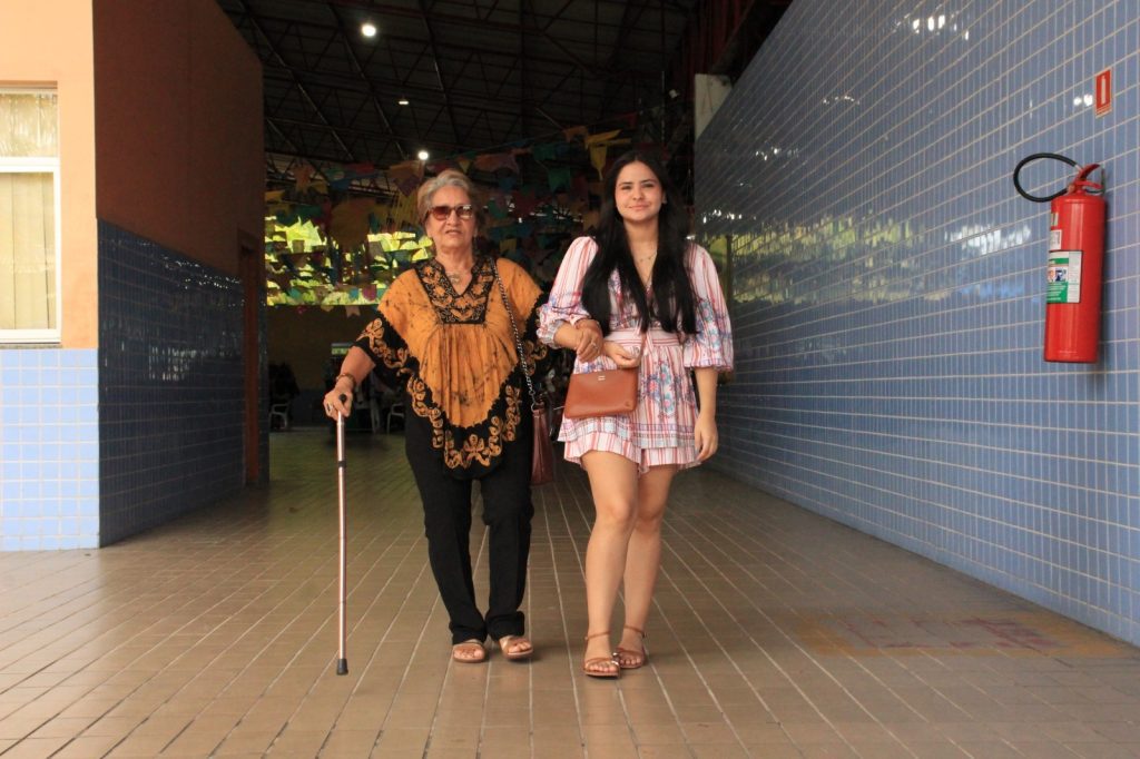 Dia dos Avós: Centro de Convivência reforça laços entre avós e netos Portal o Judiciário maria das gracas ana caroline dia dos avos ceci aparecida 7 1024x682 1