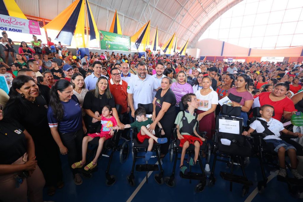 Governador Wilson Lima inaugura Servico de Apoio a Mulher Idoso e Crianca e investe mais de R 25 milhoes nos setores social e primario em Coari 4 Foto Mauro Neto Secom 2 1024x682 1