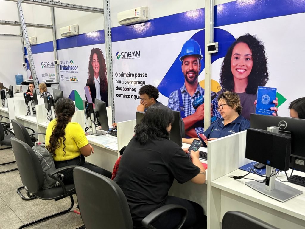 Sine Amazonas divulga 151 vagas de emprego para esta terça-feira com distribuição de senhas das 8h às 14h