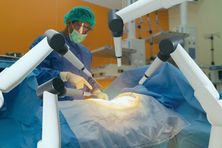 Comissão de Saúde debate impactos da cirurgia robótica no tratamento de câncer