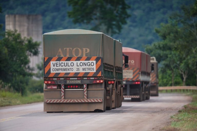 Comissão debate regras para proteção coletiva de caminhões e cargas; participe
