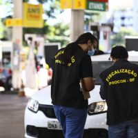 Câmara deve votar na próxima semana projetos para conter alta dos combustíveis