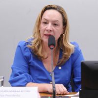 Comissão aprova novas regras para afastar agressores de vítimas no serviço público