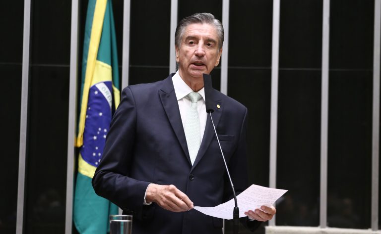Comissão aprova projeto de lei para melhorar fornecimento de energia em Roraima