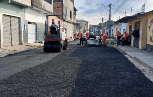 Prefeitura-de-Manaus-recupera-ruas-no-bairro-Tancredo-Neves-e-melhora-mobilidade-na-zona-Leste