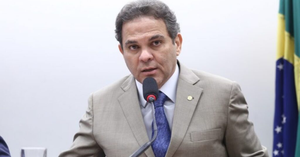 Câmara analisa critérios de composição para alimentos vendidos com o nome açaí