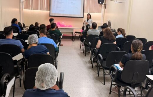 Sessão clínica da Moura Tapajóz analisa tratamento de recém-nascido com hipertensão pulmonar