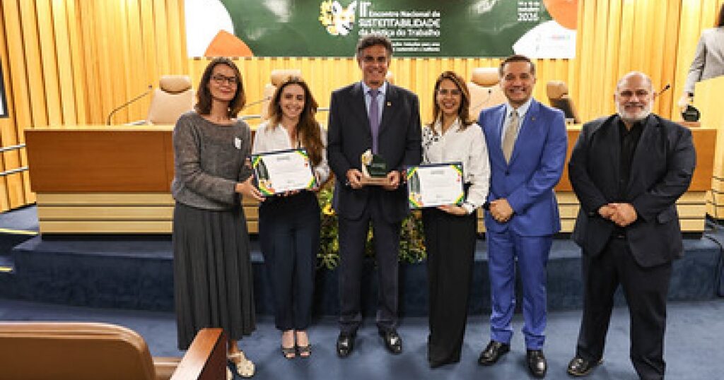 Projeto de IA do TRT-11 vence categoria econômica de prêmio de sustentabilidade