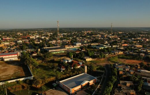 Portaria fixa regras para permanência de menores na Expo Manacá 2026