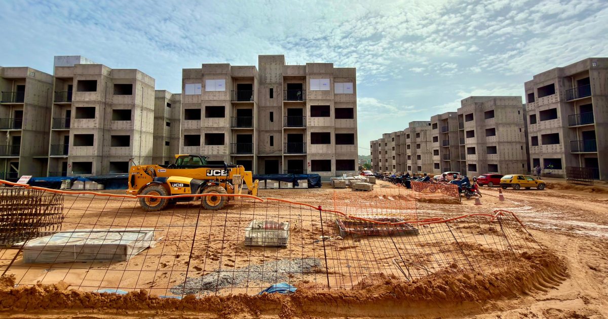 Balanço do Implurb reúne área autorizada e certidões de alvarás em Manaus