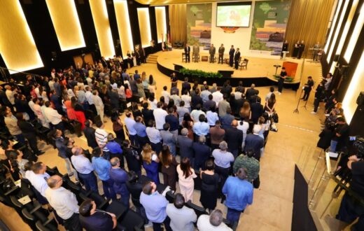 Seminário debate custos do transporte fluvial e adaptação de escolas na Amazônia