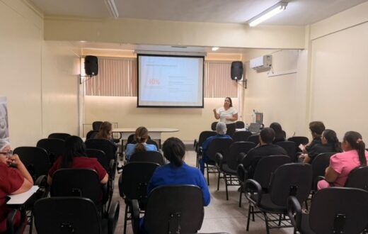 Treinamento na Moura Tapajóz aborda barreiras para reduzir falhas na medicação neonatal