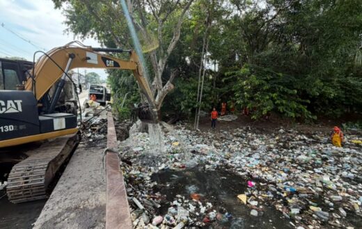 Prefeitura de Manaus relaciona limpeza de igarapé a ações contínuas de retenção de resíduos