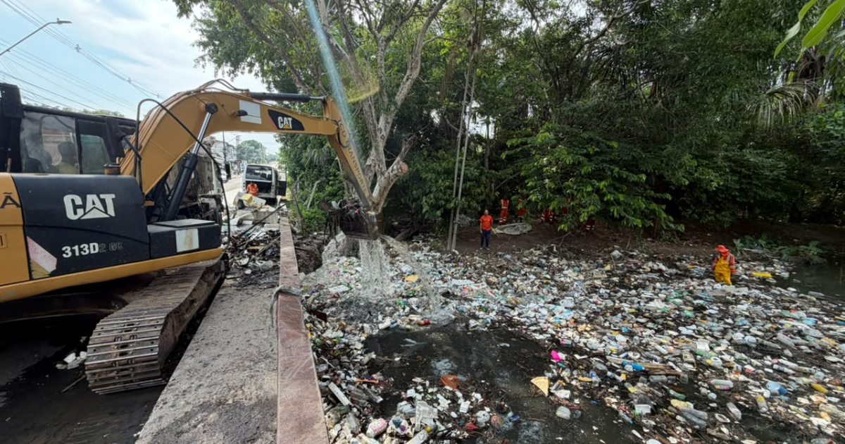 Prefeitura de Manaus relaciona limpeza de igarapé a ações contínuas de retenção de resíduos