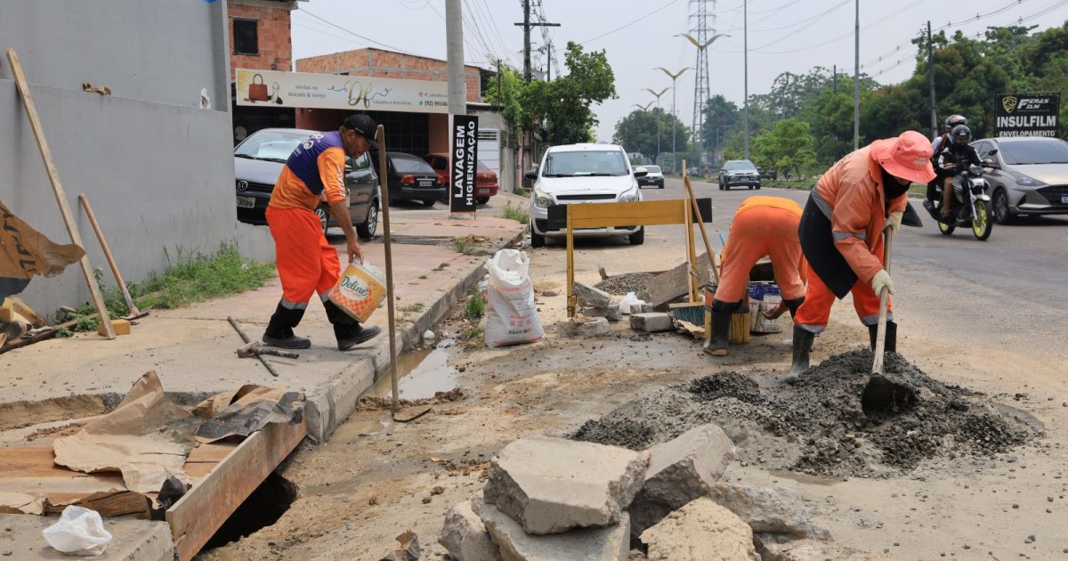 Avenida no São José Operário recebe intervenção em ponto de drenagem